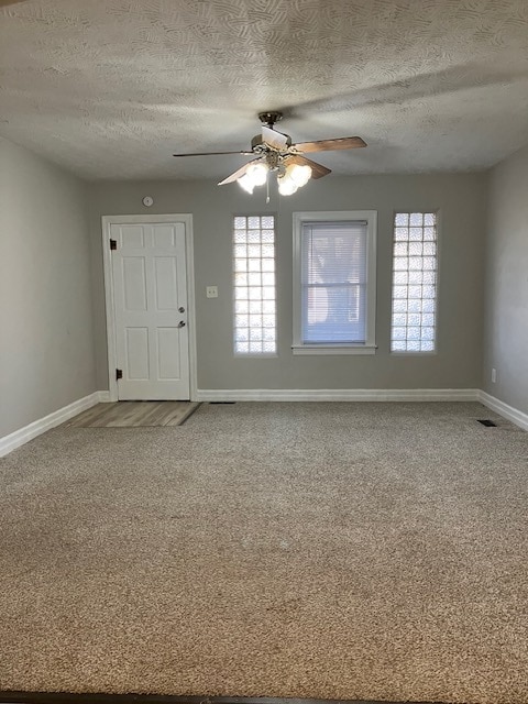 Building Photo - 832 S Fort Ave