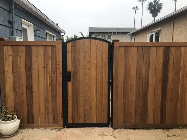 Building Photo - Beautiful Remodeled House with Large Fenced Lot and Big Garage