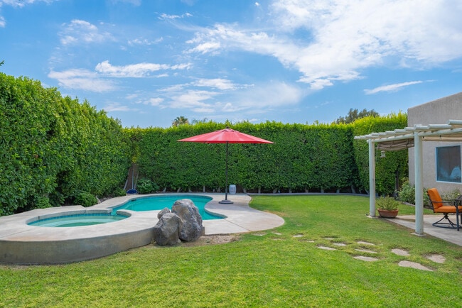 Building Photo - 30106 Avenida Alvera