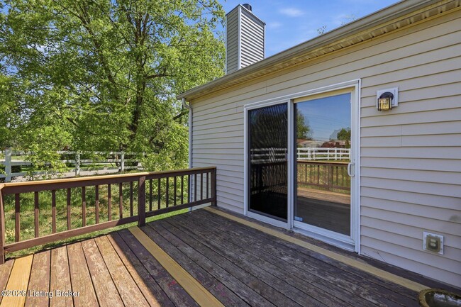 Building Photo - 4029 Orchard Lake Dr