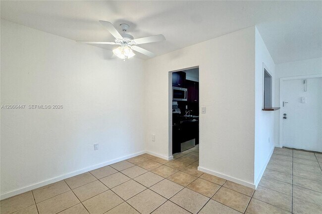 Building Photo - 13898 SW 90th Ave