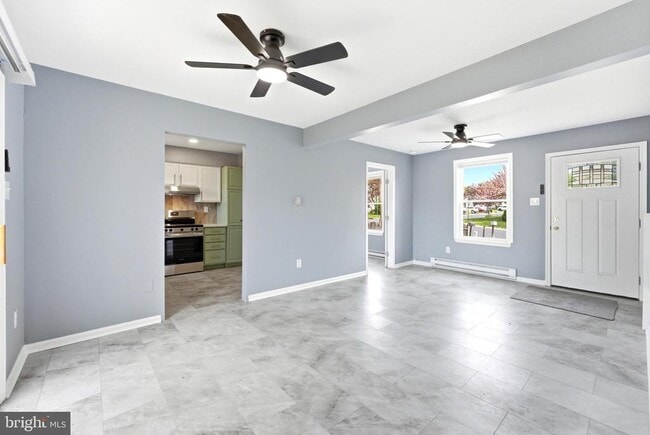 Building Photo - 79 Edinshire Rd