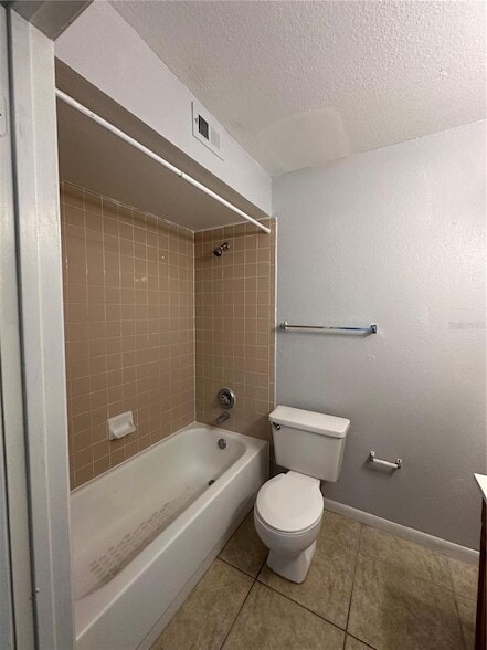 Building Photo - 11550 Westwood Blvd