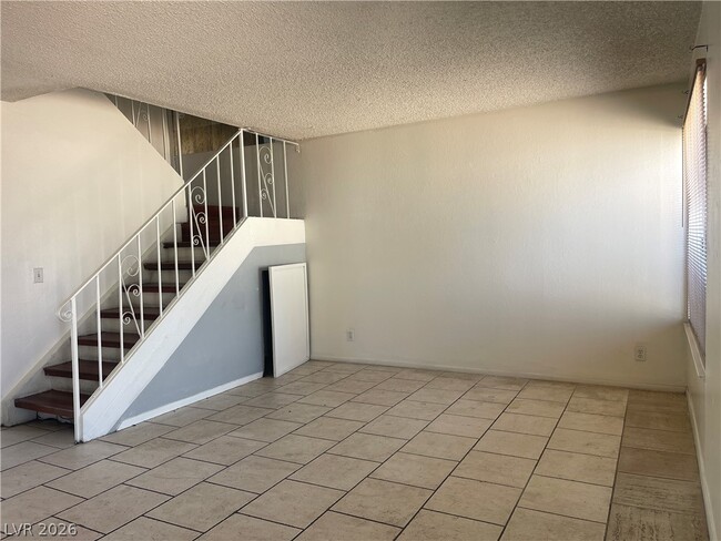 Building Photo - 3904 Blackford Pl