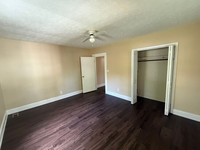 Building Photo - Charming 2 Bedroom / 1 Bathroom Home Near Downtown Pell City & Logan Martin Lake
