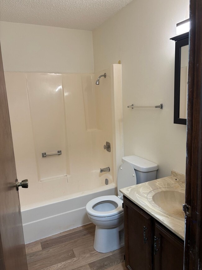 Building Photo - 625 S Austin St