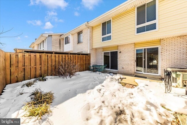 Building Photo - 17707 Amity Dr