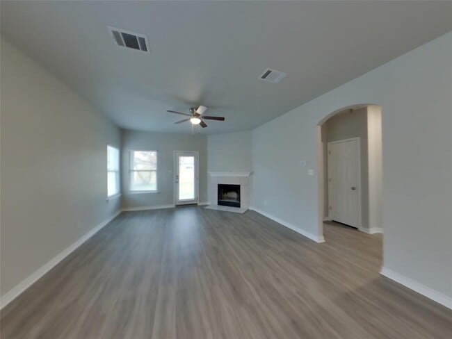 Building Photo - 11602 Morgan's Point St