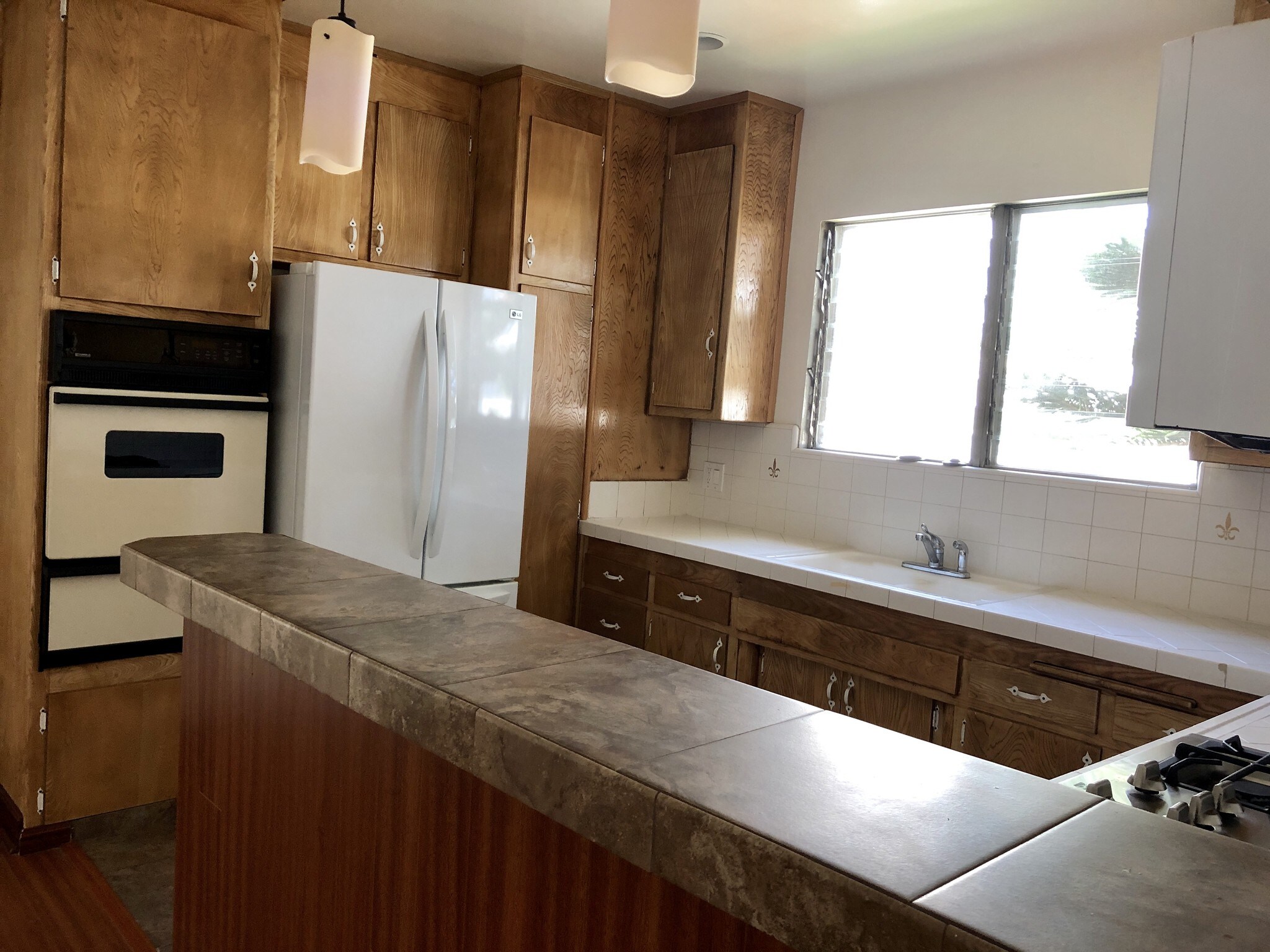 Building Photo - 943 19th St