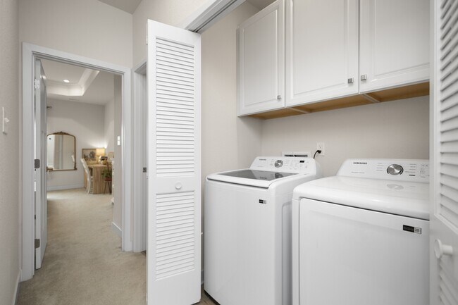 Building Photo - 302 Lydia St