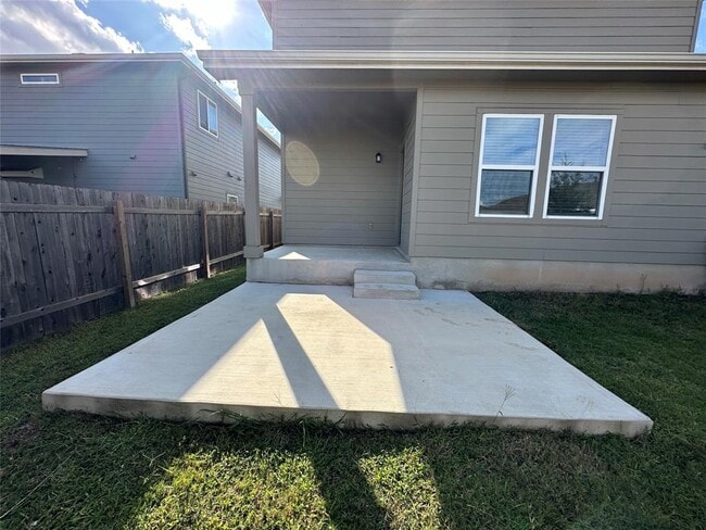 Building Photo - 10309 Forest Grove Dr