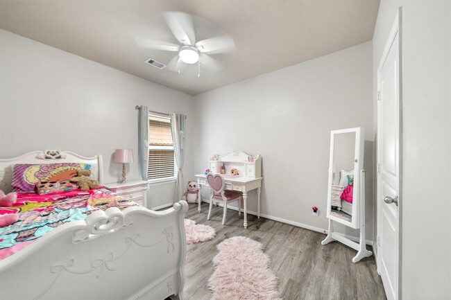 Building Photo - 11114 Kingsnorth Dr