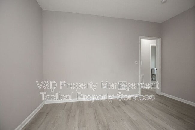 Building Photo - 9911 Olivet Ave