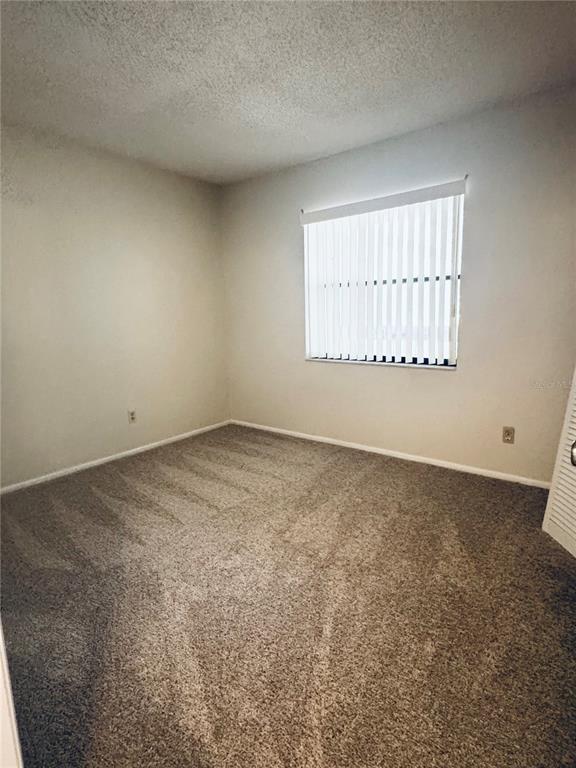 Building Photo - 328 Woodlake Wynde