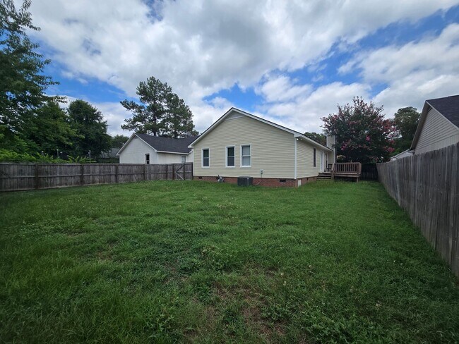 Building Photo - 6338 Rhemish Dr
