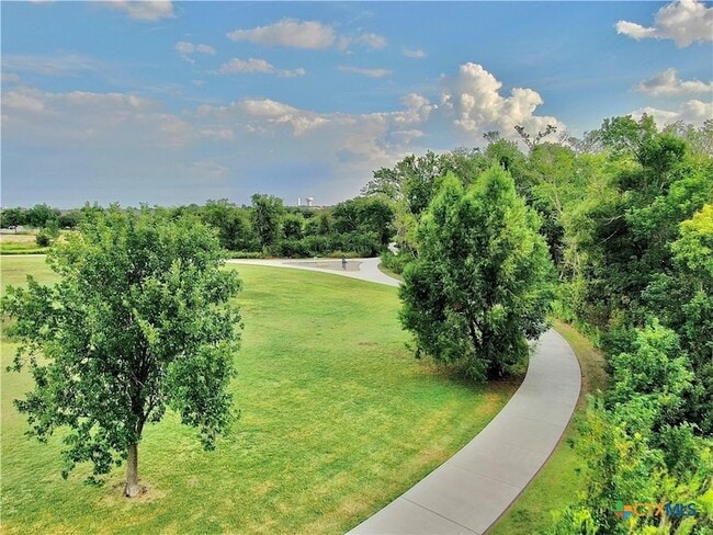 Building Photo - 308 Craters of the Moon Blvd