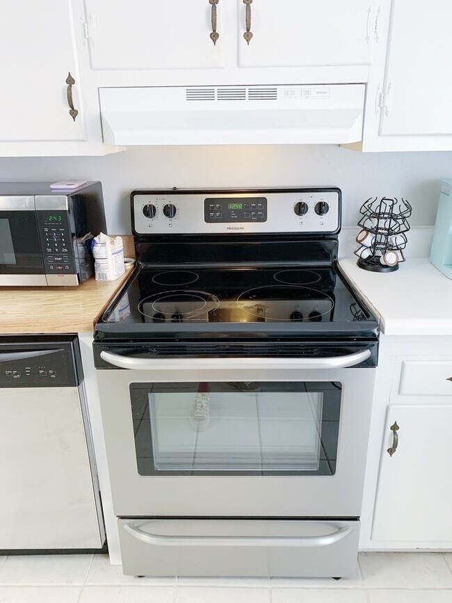 Building Photo - 107 Stancill Dr