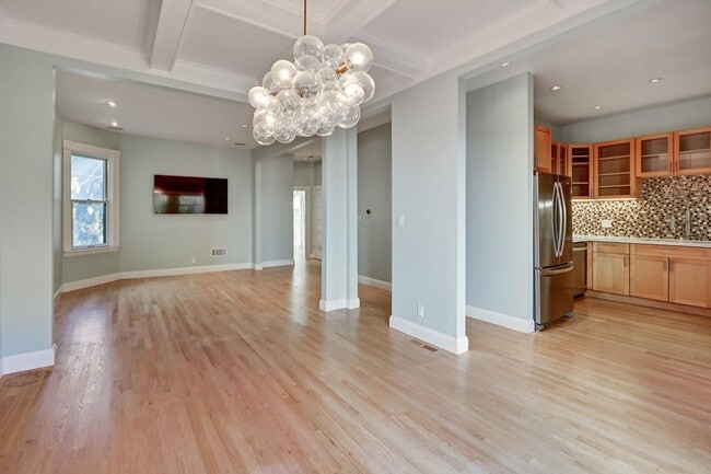 Building Photo - Your home sweet home in San Francisco is in the Noe Valley Neighborhood!