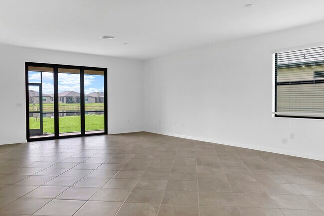 Building Photo - 14848 Portico Blvd