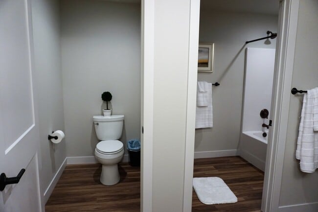 Building Photo - 4164 Arthur Dr