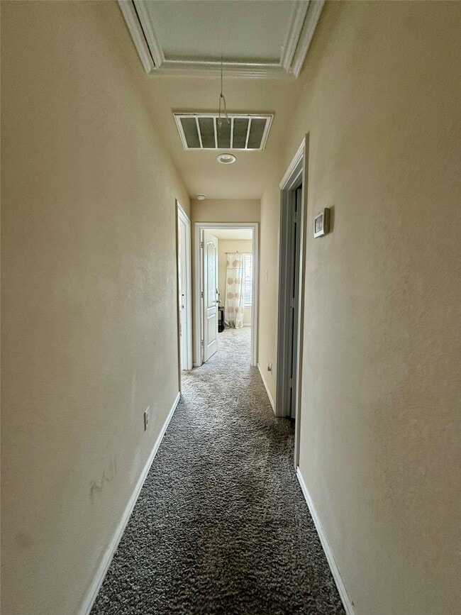 Building Photo - 4703 S Richwood Dr