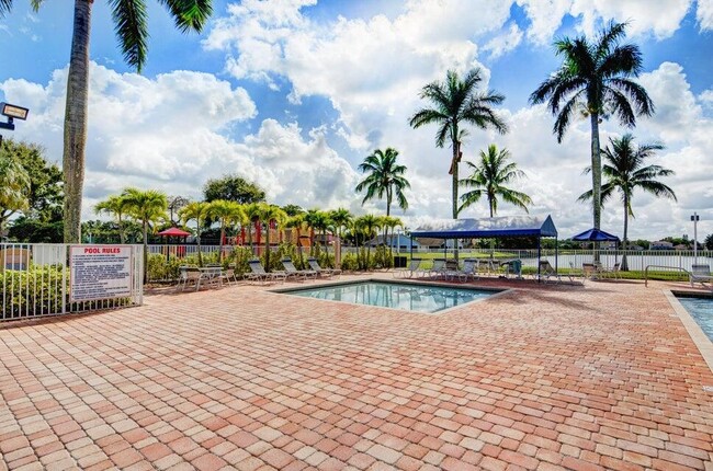 Building Photo - 9589 Tavernier Dr