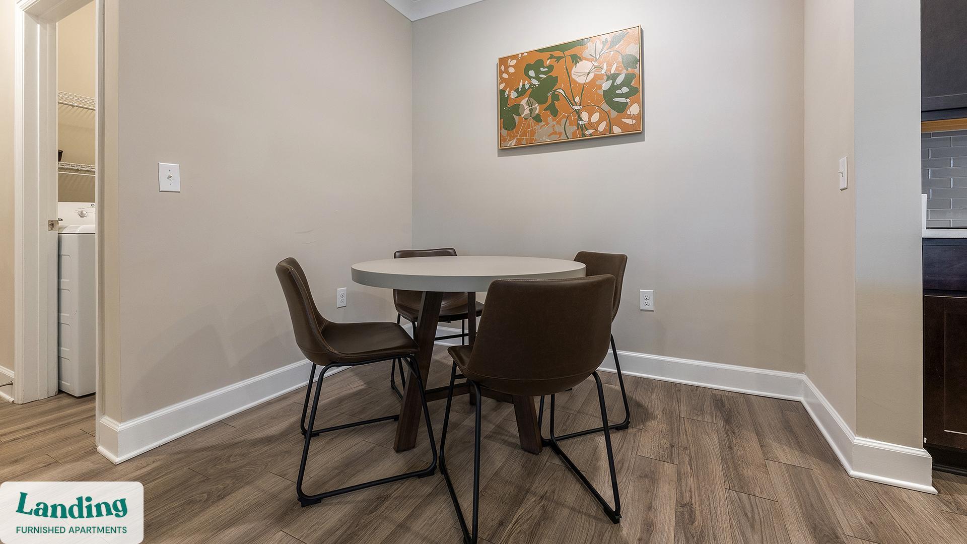 Building Photo - 195 N Creek Dr