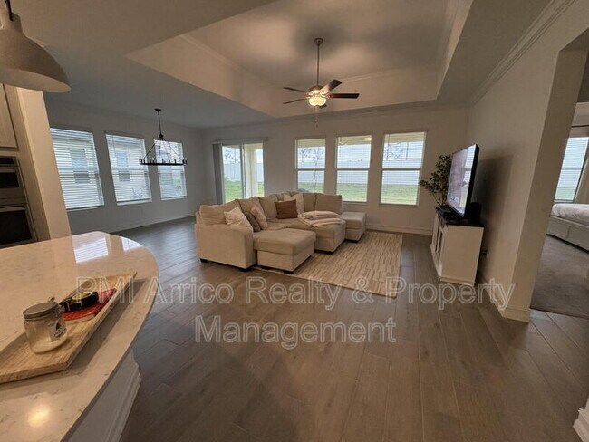 Building Photo - 11679 74th Cir E