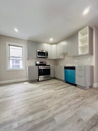 Building Photo - 8 Wave Ave