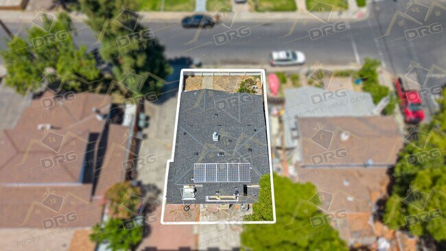 Building Photo - 120 Johnson St