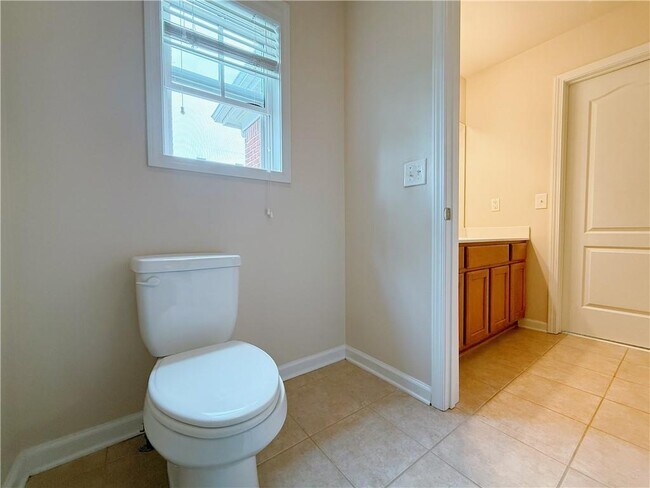 Building Photo - 2221 Atkinson Park Dr