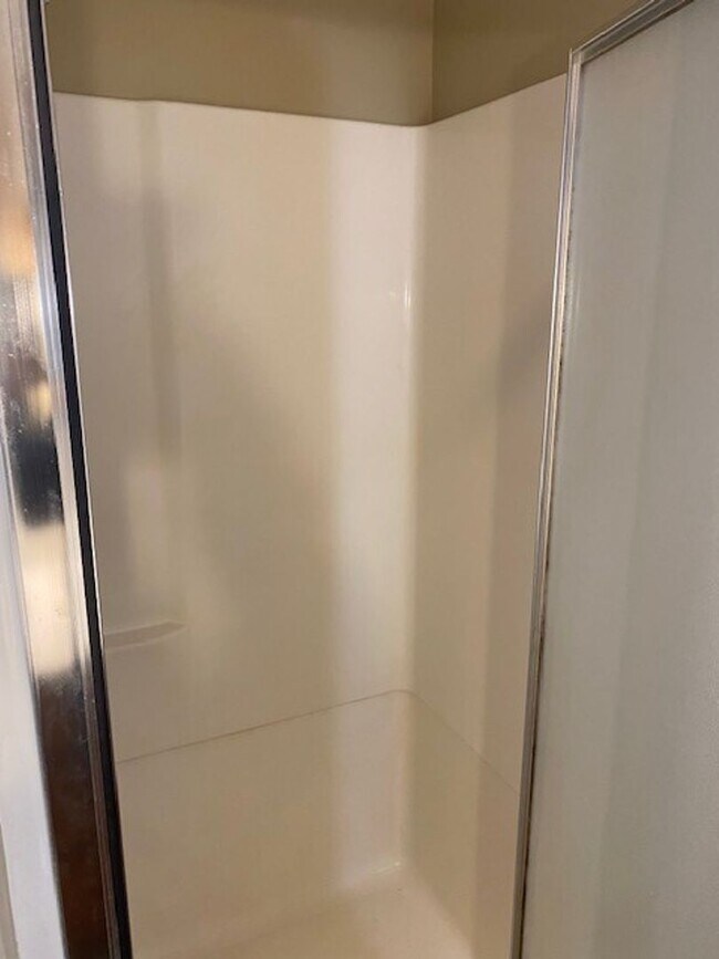 Building Photo - 4 Bedrooms, 2 Bathrooms Single Family Home in Pequot Lakes, MN w/2 car garage on the Whitefish Ch...