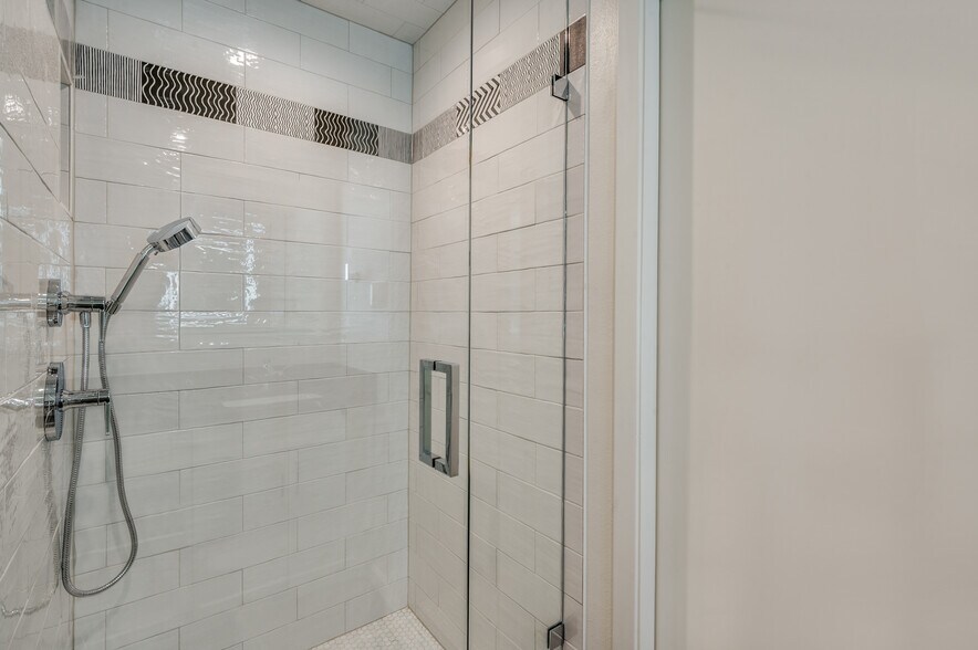 Building Photo - 9805 Airline Rd