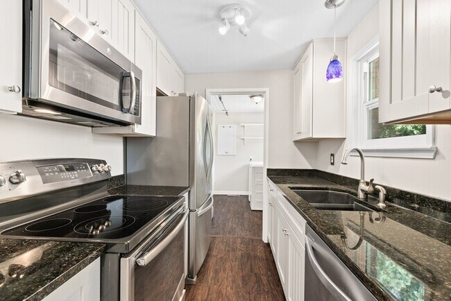 Building Photo - DARLING BUNGALOW in Desirable Arroyo Heigh...