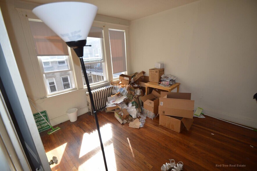 Building Photo - 1630 Commonwealth Ave