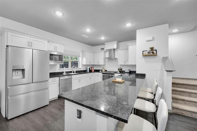 Building Photo - 8705 Tudor Pl