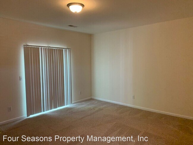 Building Photo - 4070 Glenlea Commons Dr