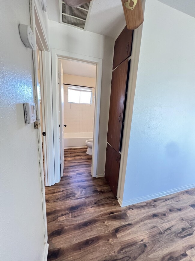 Building Photo - 2400 Buchanan St