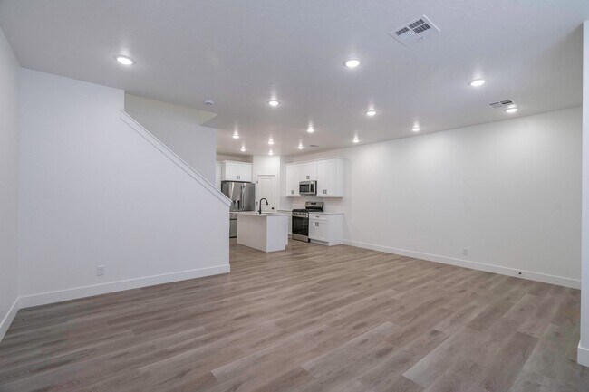 Building Photo - 907 Bright Rdg Ln