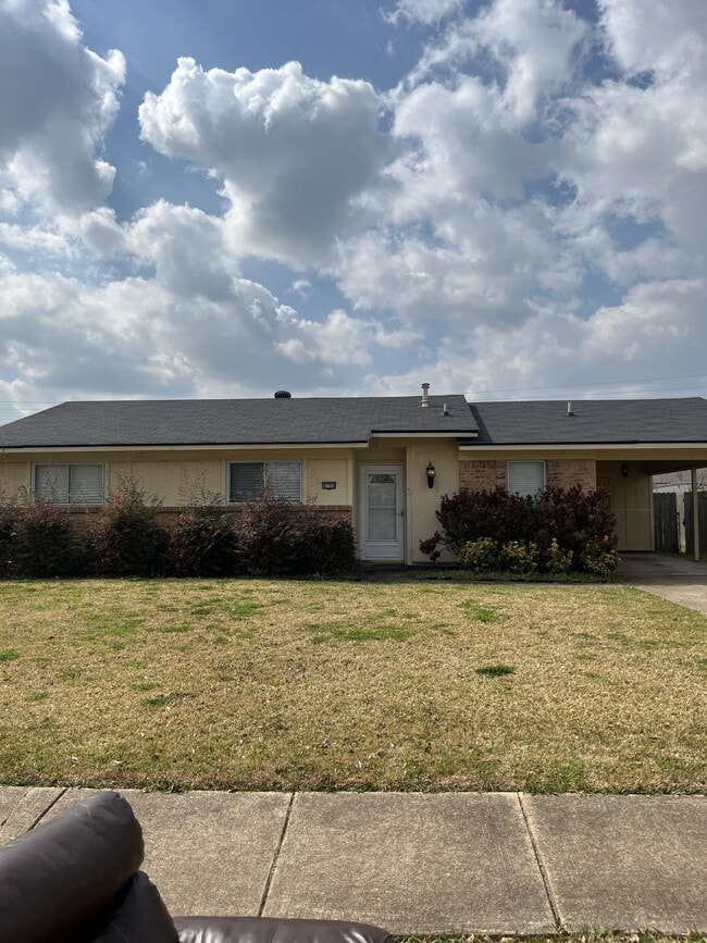 Building Photo - 4708 Longstreet Pl