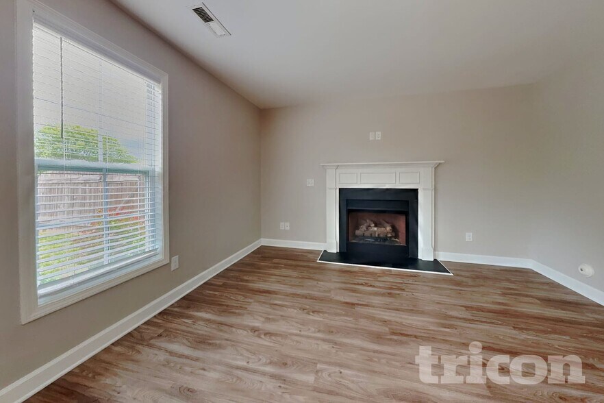 Building Photo - 3730 Spring Willow Way