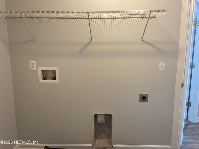 Building Photo - 3728 Arava Dr