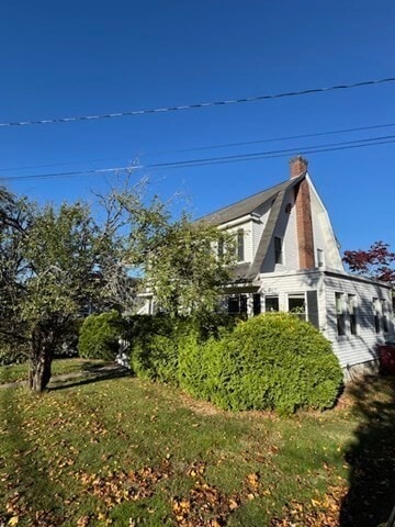 Building Photo - 82 Luce St