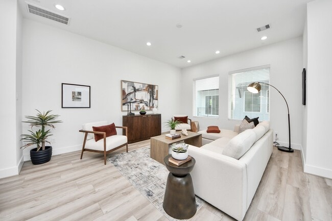 Building Photo - 7727 Hammerly Blvd