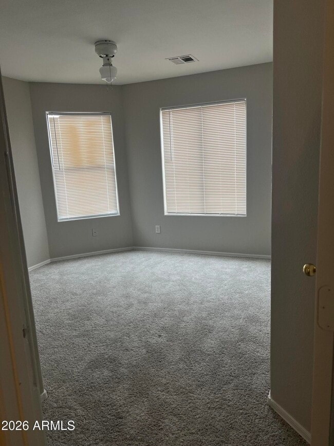 Building Photo - 8133 W Magnolia St