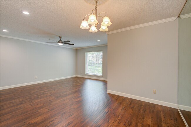 Building Photo - 14529 Misty Meadow Ln