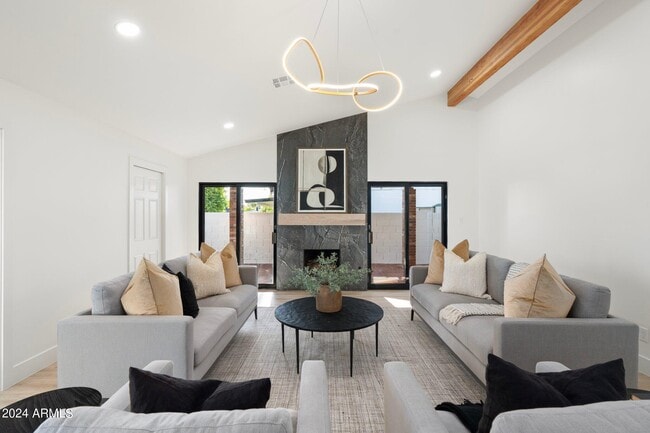 Building Photo - 1643 W Griswold Rd