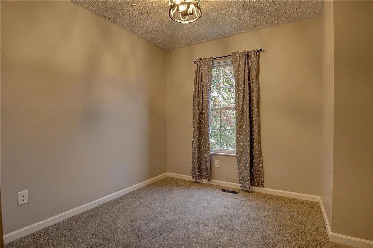 Building Photo - 1962 Manley Way