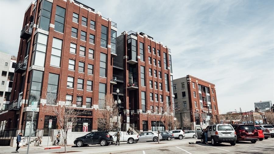 Building Photo - 360 W 300 S