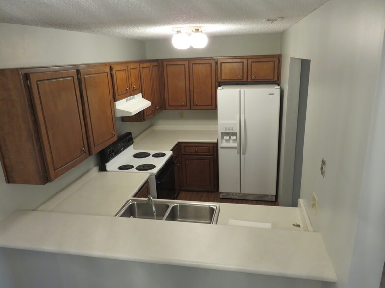 Building Photo - 4805 86th St